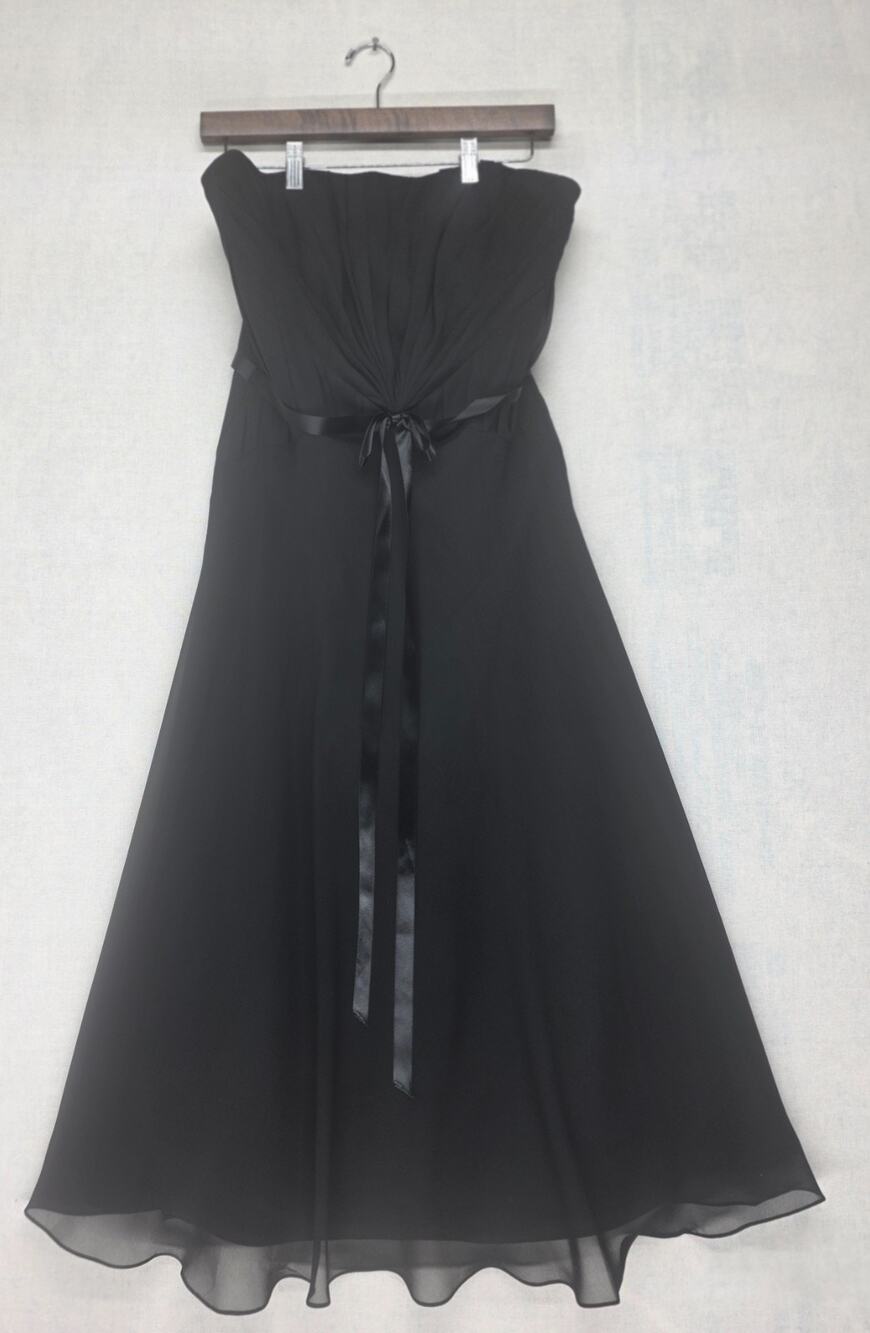 Vintage B2‎ Black Cocktail Satin Finish Strapless Dress. Size 10